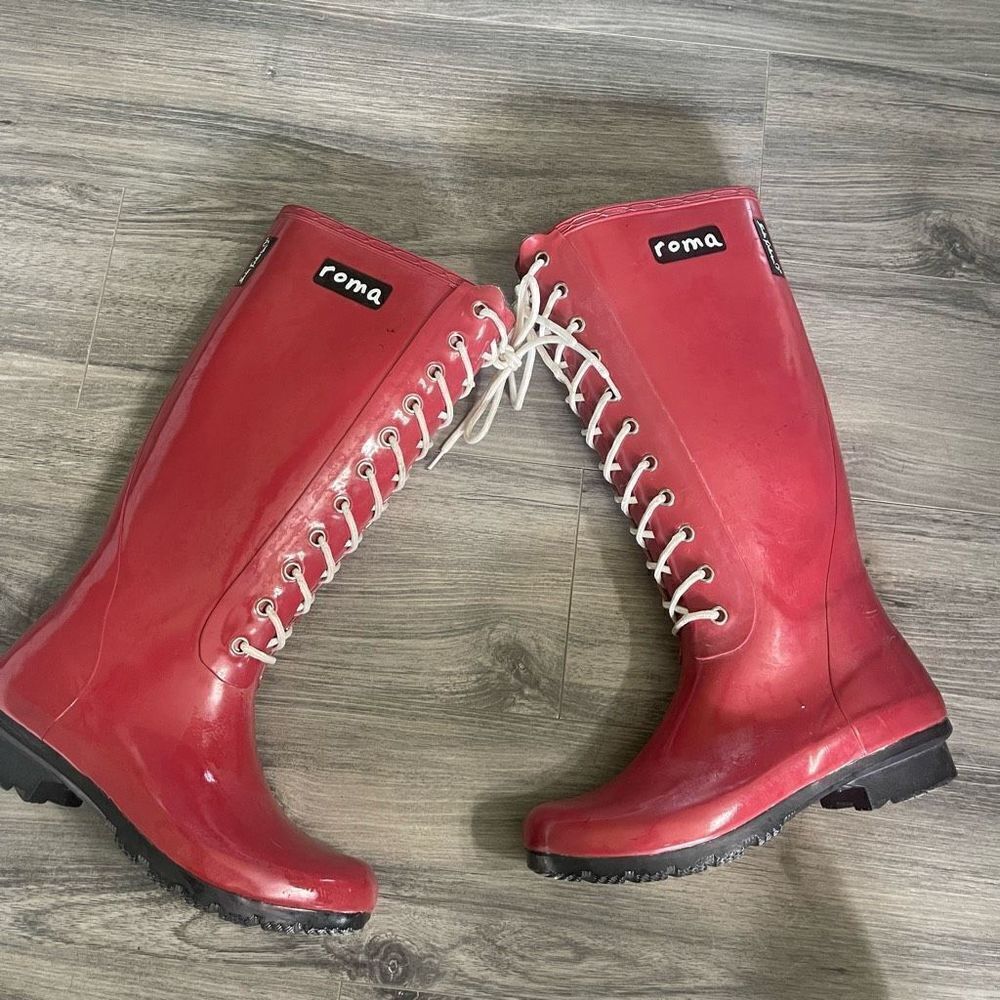 Roma rubber red rain boots size 7